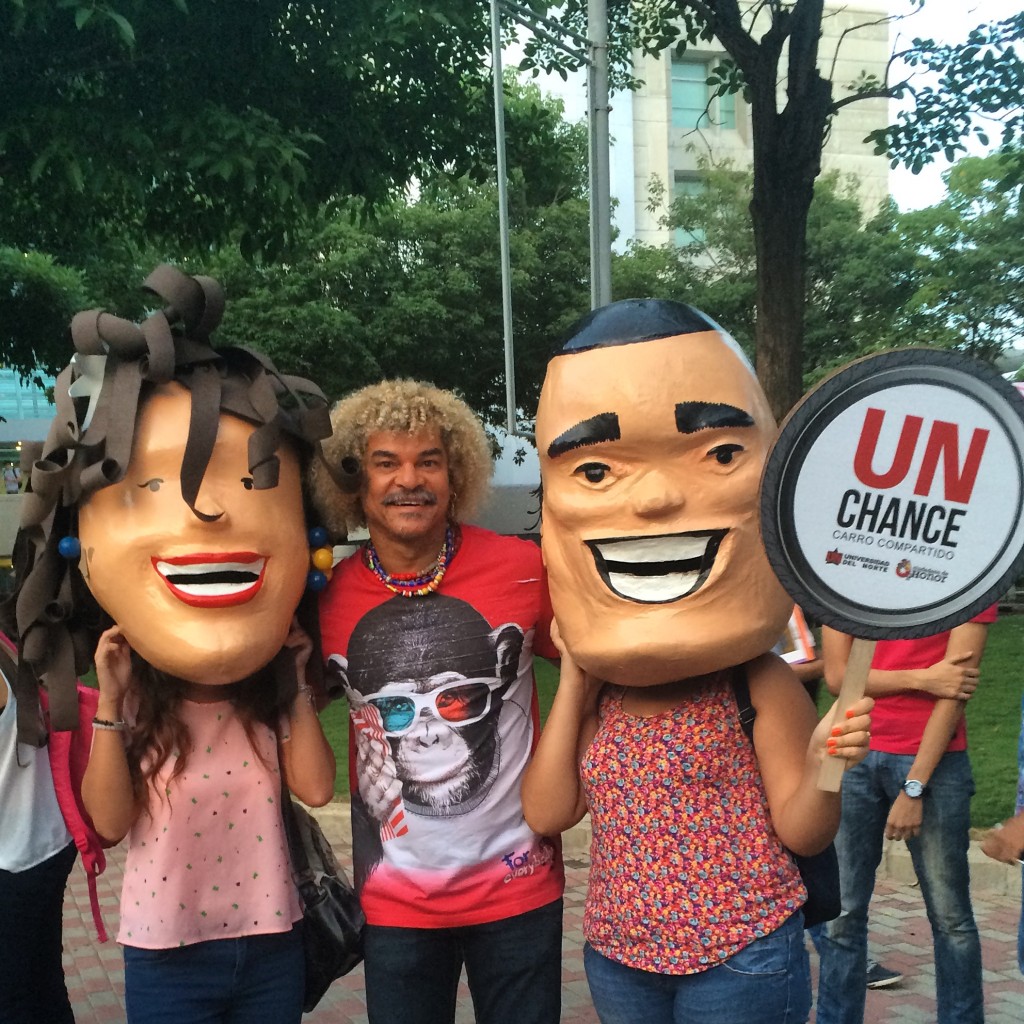 El  Pibe Valderrama con su  TODO BIEN saluda a la Familia Rueda.